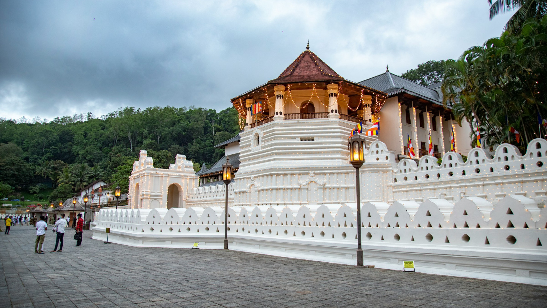 Sri Dalada Maligawa (Temple of the Sacred Tooth Relic)