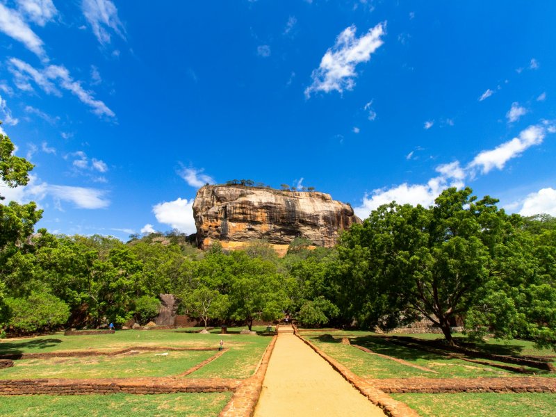 Conquering the Lion Rock: A Complete Guide to Sigiriya